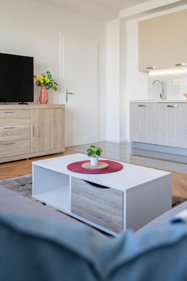Spacious 2Bdr Apartment- Skyline View Zagreb Bagian luar foto