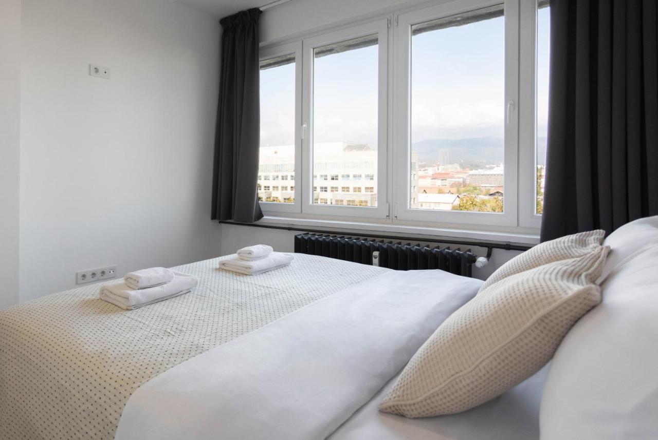 Spacious 2Bdr Apartment- Skyline View Zagreb Bagian luar foto