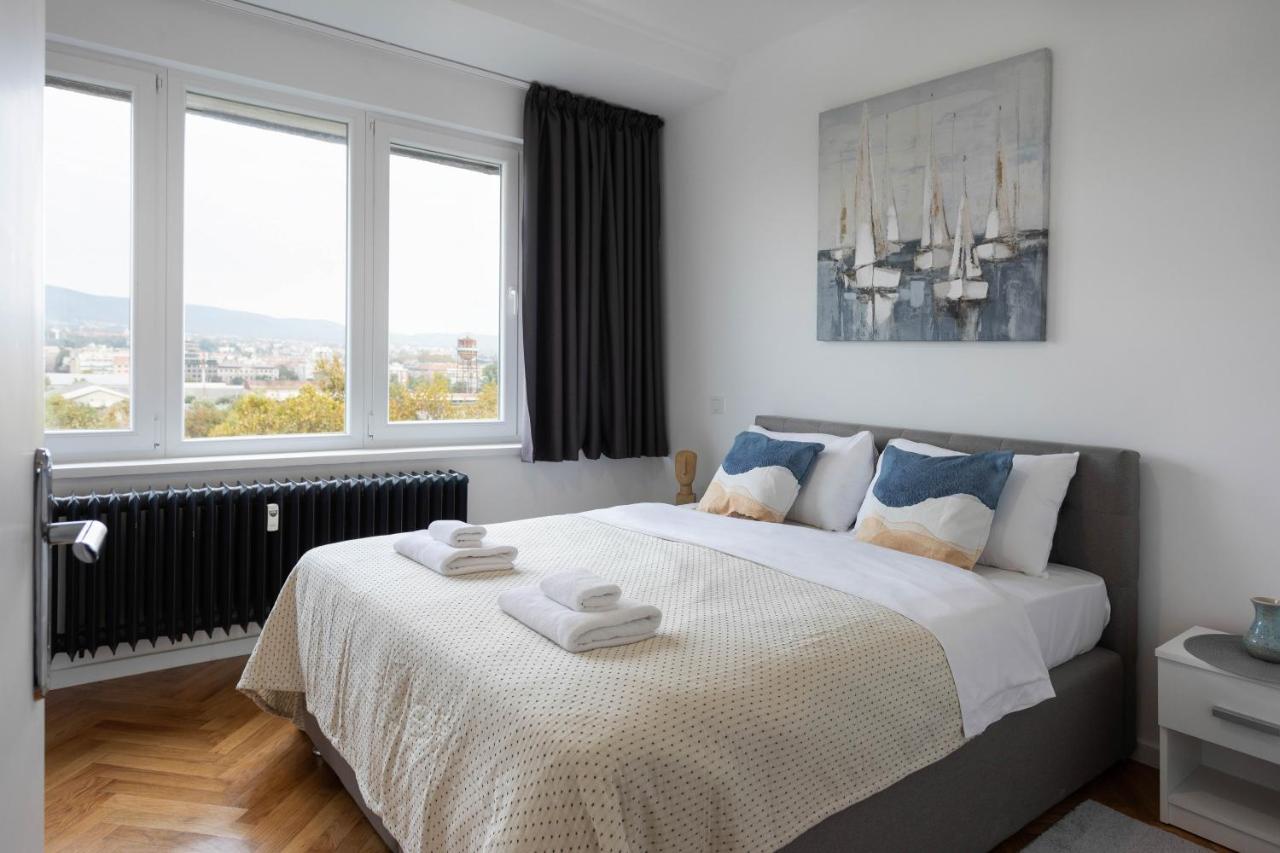 Spacious 2Bdr Apartment- Skyline View Zagreb Bagian luar foto